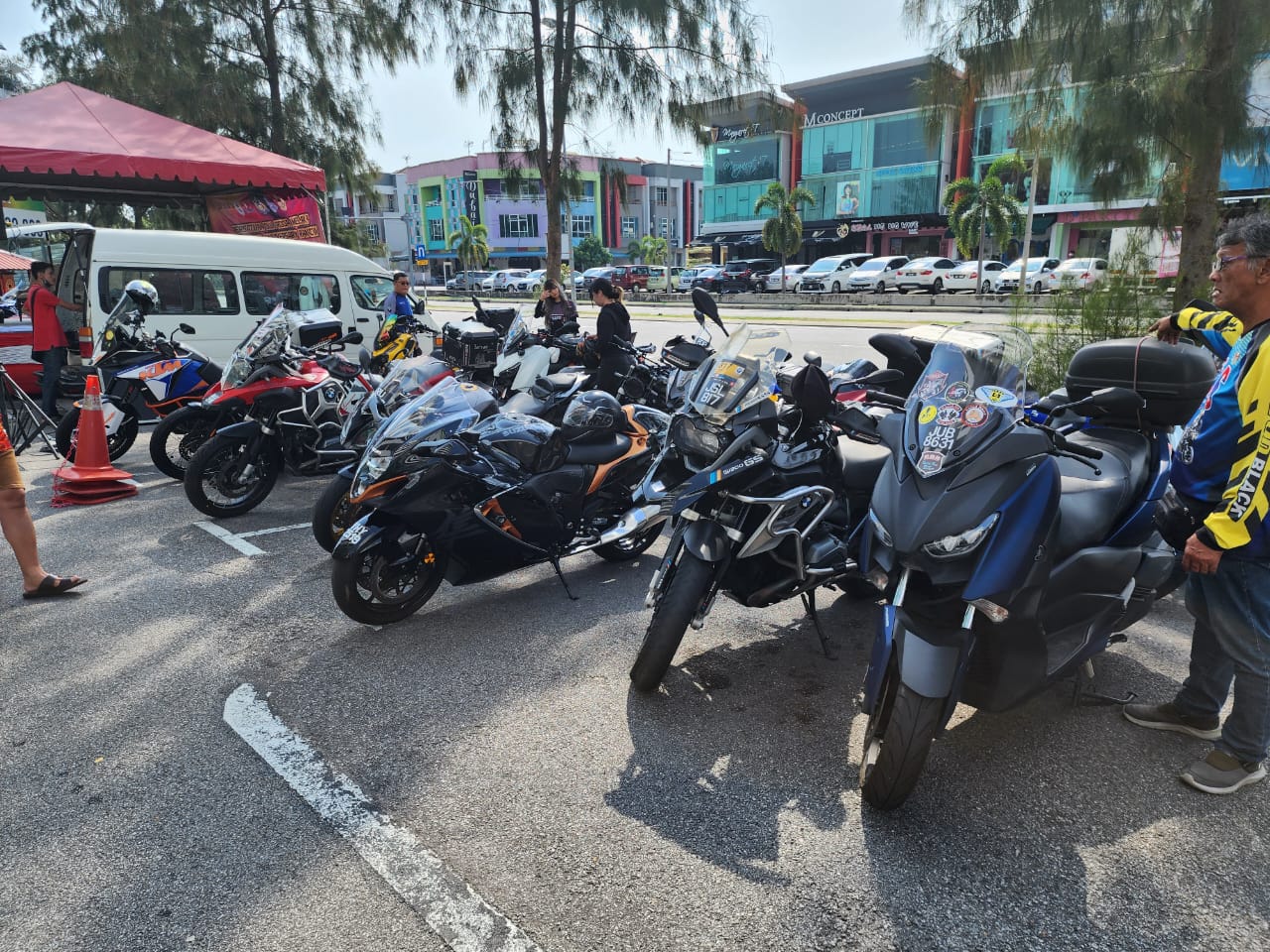 (古城第六版主文)500辆重型机车慈善骑行