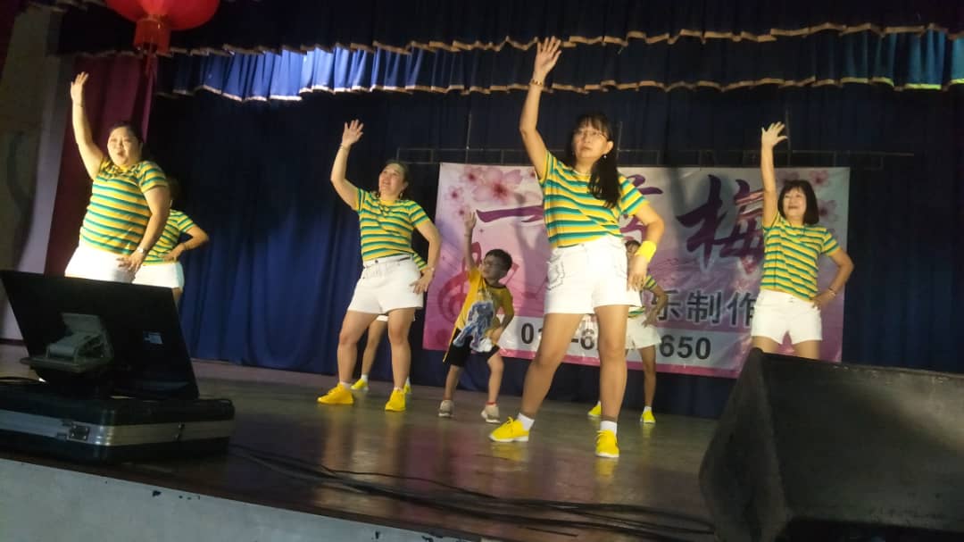 (古城第六版主文)三山古庙晚宴