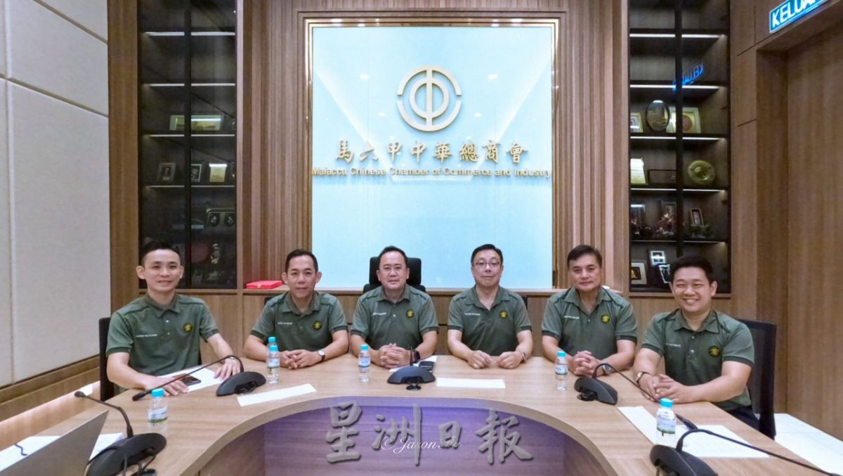 (古城第六版主文)第六届中国国际进口博览会