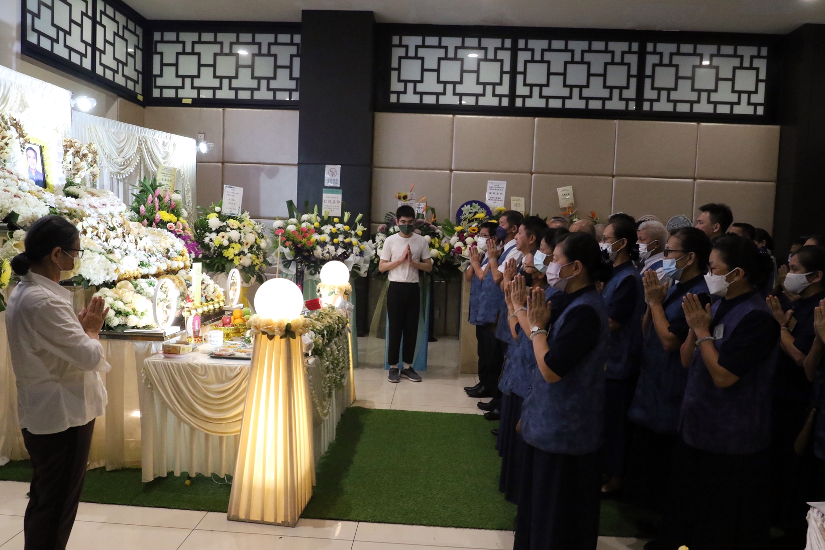 （已签发）柔：“以后再没有早安问候了”，脸书朋友记林明华