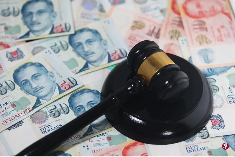 (已签发)柔:狮城二三事:借出银行户头换取现金 19岁男子被控