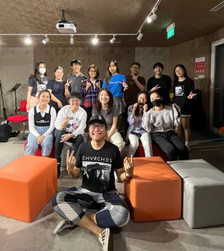 (已签发)柔:狮城二三事:女律师换跑道追梦,舍高薪学音乐
