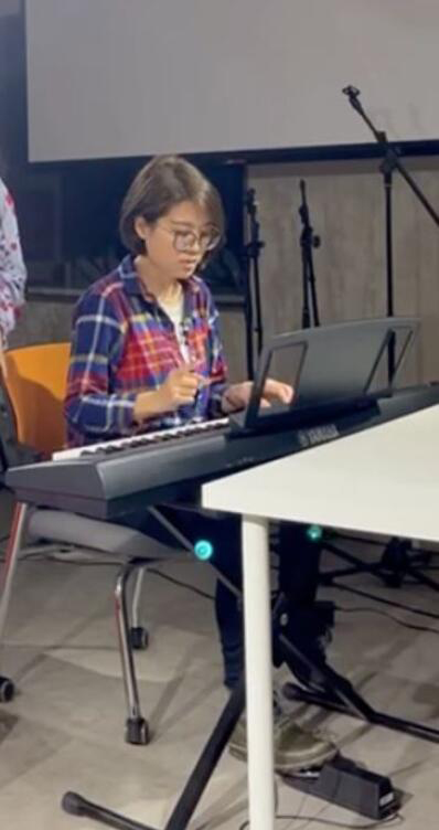 (已签发)柔:狮城二三事:女律师换跑道追梦,舍高薪学音乐