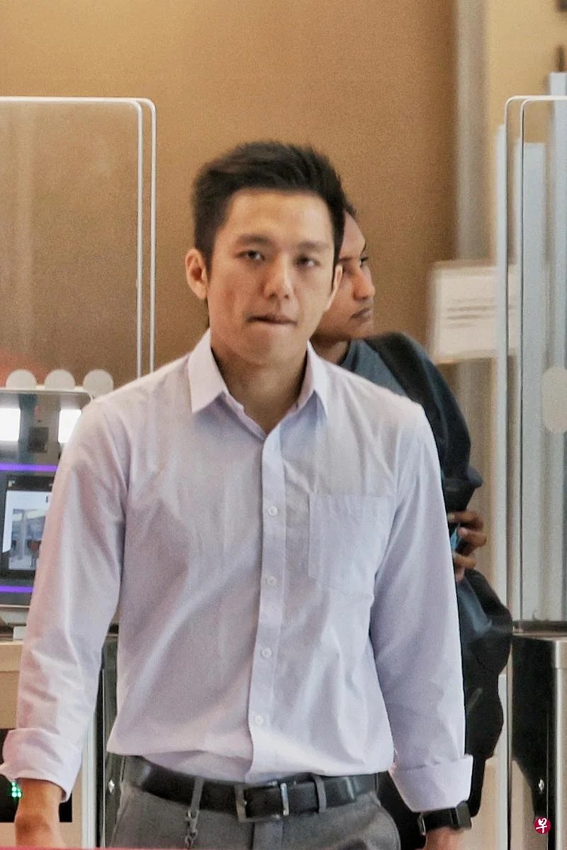 (已签发)柔:狮城二三事:足球赛上打伤对手 保险公司总监判罪成