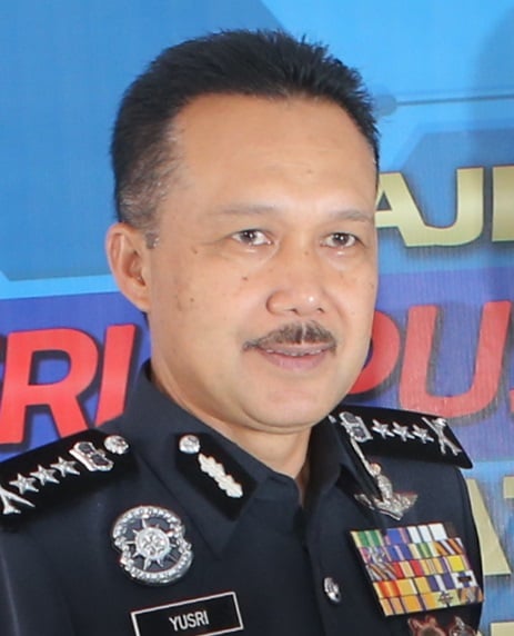 Gatita Yan男友驾车睡觉 霹总警长:若司机在怡将扣留调查