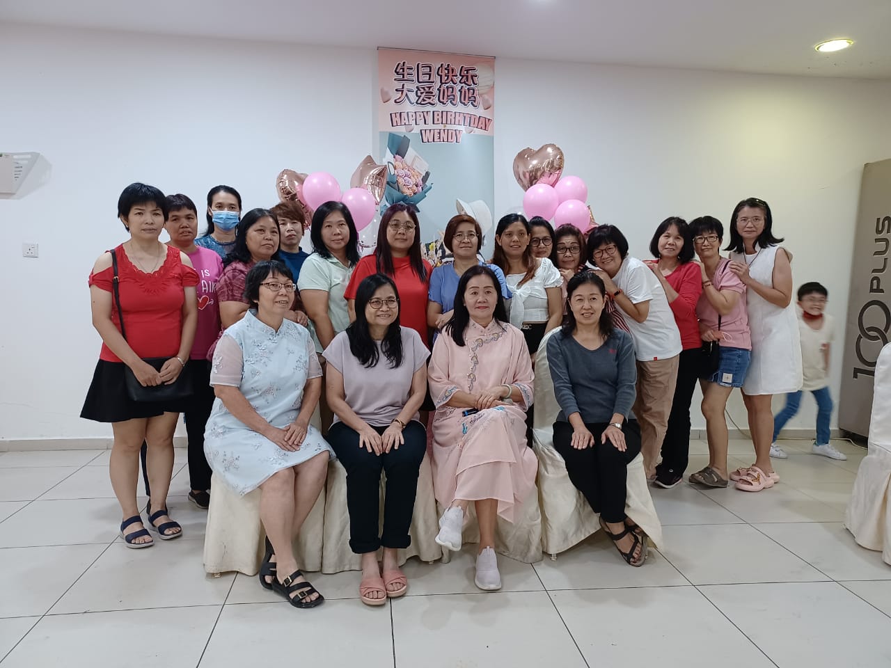 mz头//大都会/逆境中求存，加影佳宁之家和加影盼望之光办晚宴筹款