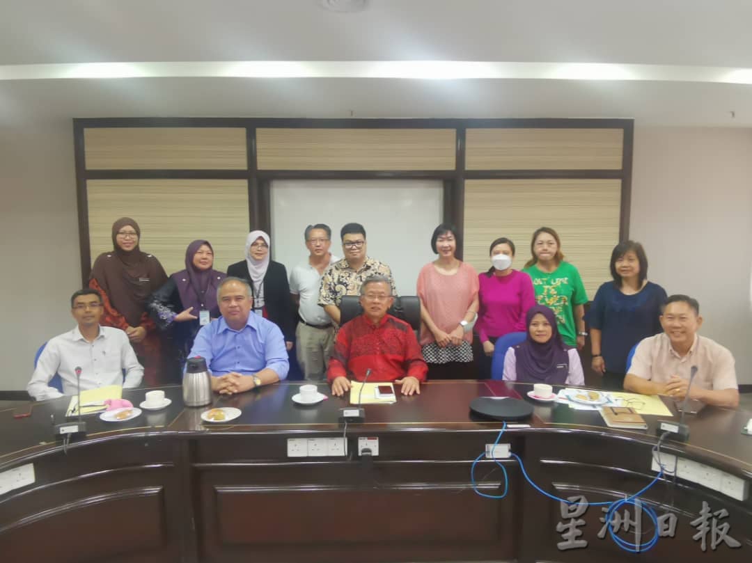 NS主文/森关怀中心联合会与劳工局及福利局会面,商对策应对人手短缺