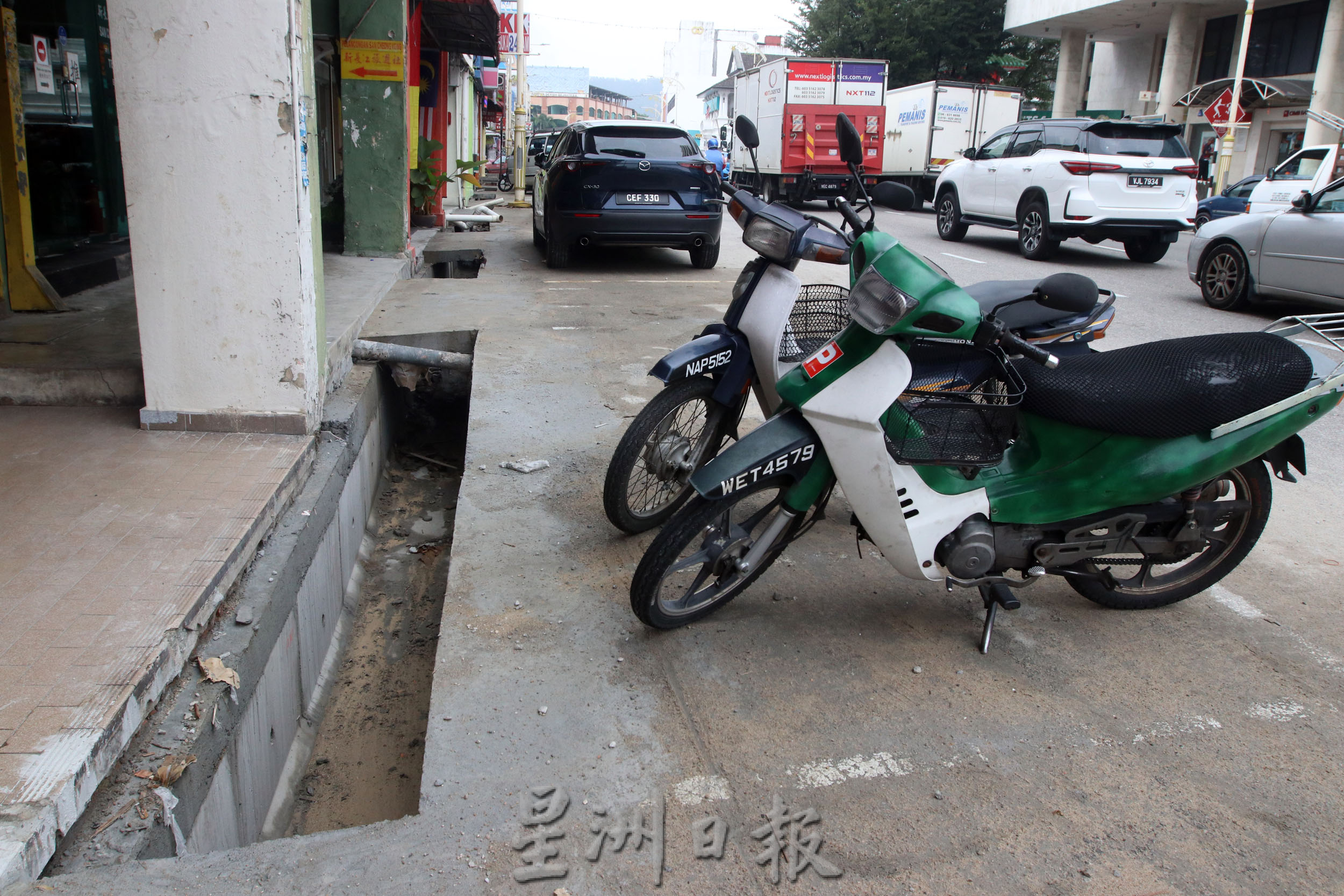 NS封面主文／提升排水系统，“开放式”大深沟却成“陷阱”