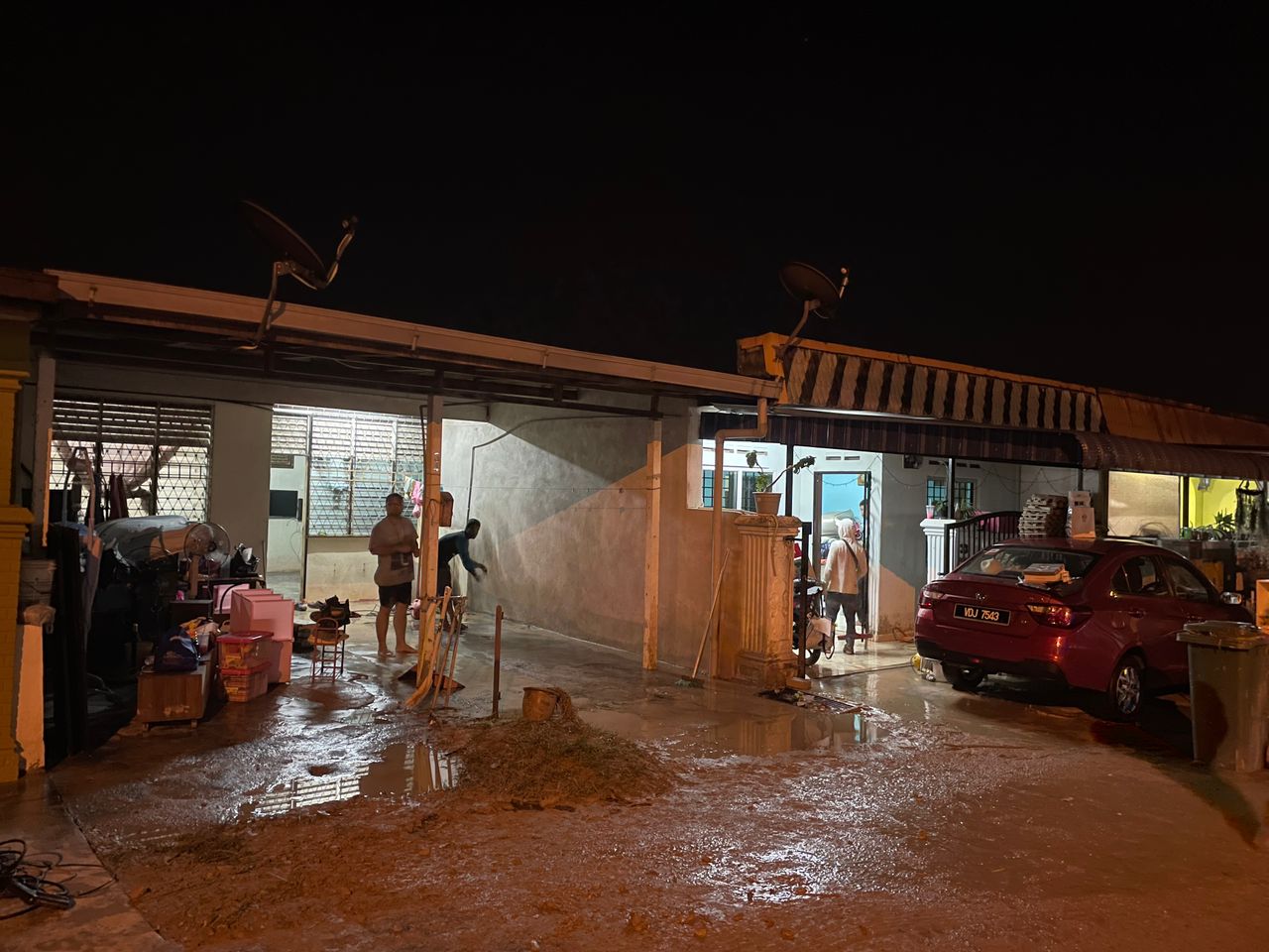 NS芙蓉/黄泥来袭,20户遭殃