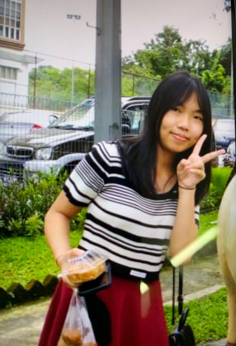 NS芦骨:失踪8天,16岁少女在网友家人护送下返家