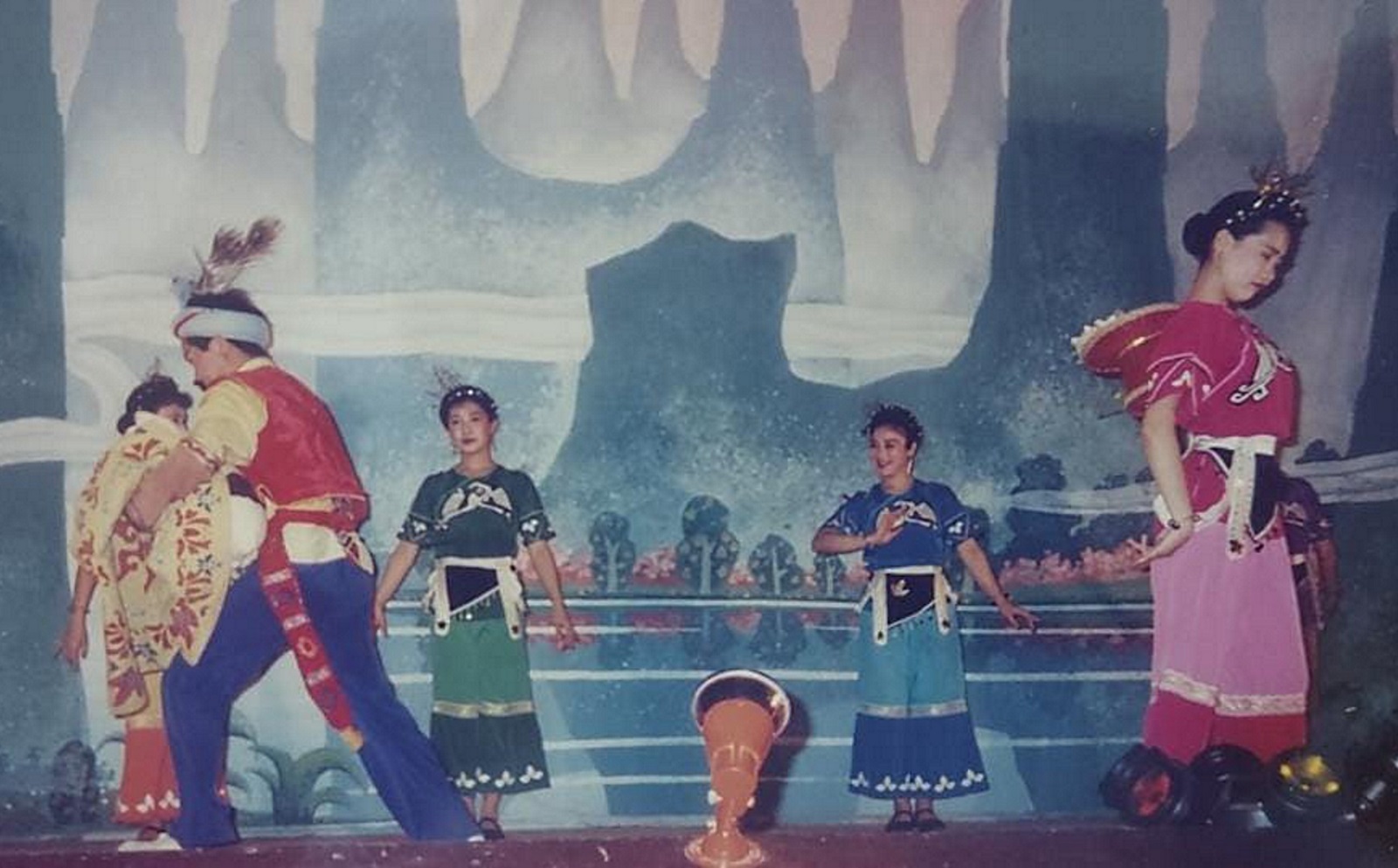 NS马口：刘三姐黄婉秋曾于1995年莅临马口表演