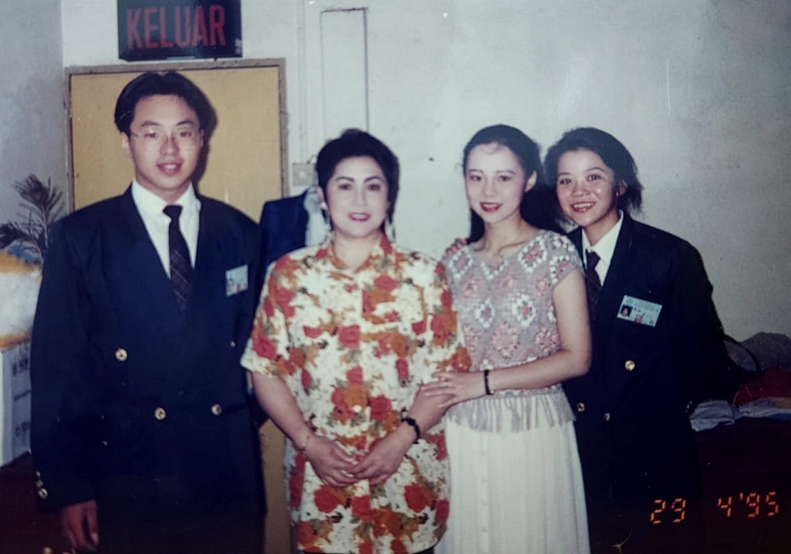 NS马口:刘三姐黄婉秋曾于1995年莅临马口表演