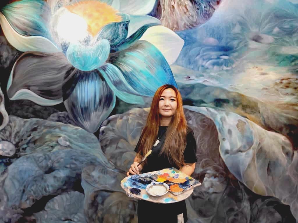 10日见报//有故事的人/煎熬中挺住孤寂艺术梦-洪文娟