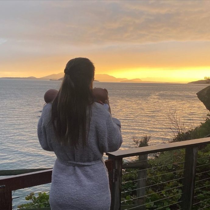 48岁金像影后生龙凤胎  叹当高龄产妇不易