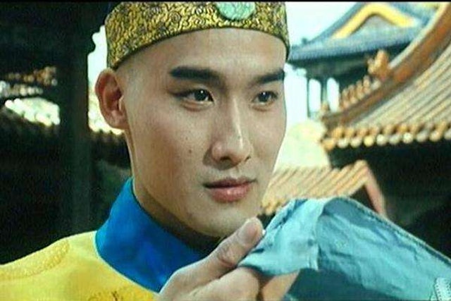 65岁梁家辉苍老照曝光　脸上皱纹布满双颊