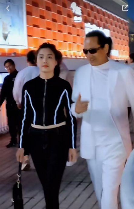 86岁谢贤爆爷孙恋？真相揭晓网轰：太离谱