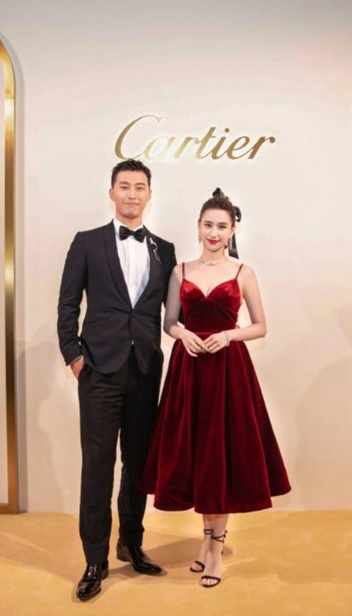 ​何超莲窦骁婚前派对照曝光  准新娘秀胸化身性感公主