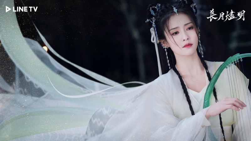 ​婚服被调侃像肥牛卷  白鹿幽默回7个字