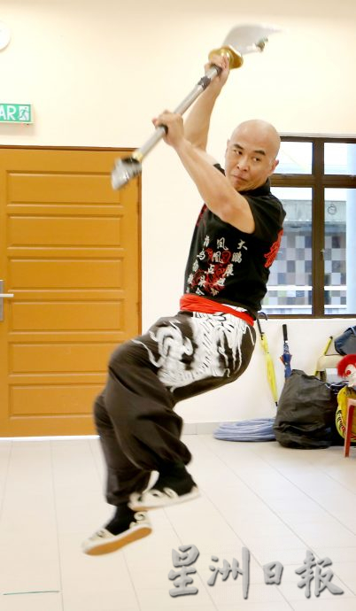 ★/【十八般武艺】/洪拳 少林拳 刀 枪 剑 棍 子母刀 春秋大刀 郑永樑习武30年展精气神 