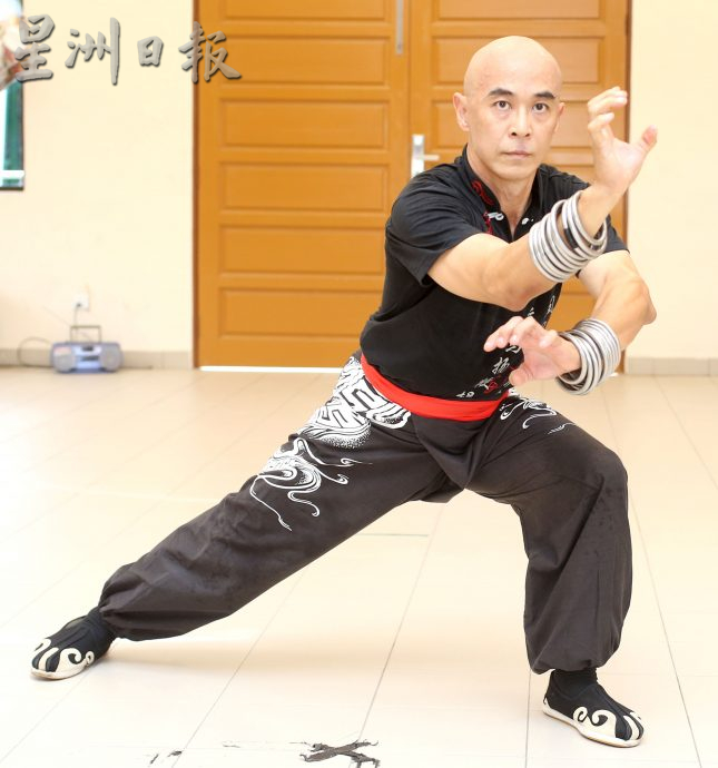 ★/【十八般武艺】/洪拳 少林拳 刀 枪 剑 棍 子母刀 春秋大刀 郑永樑习武30年展精气神 