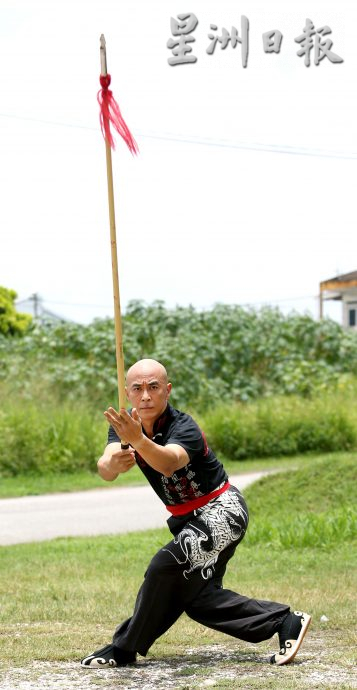 ★/【十八般武艺】/洪拳 少林拳 刀 枪 剑 棍 子母刀 春秋大刀 郑永樑习武30年展精气神 