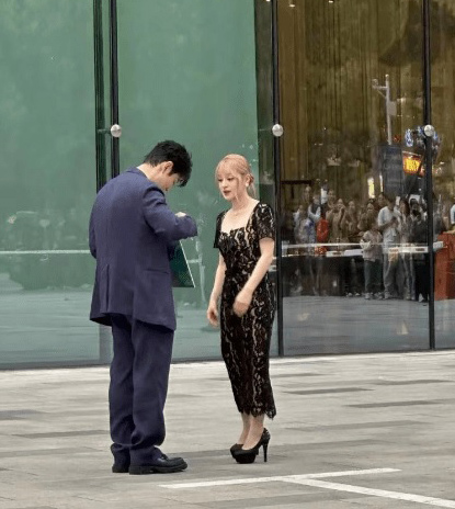 《乘风2023》开录 黄晓明身材比例遭调侃