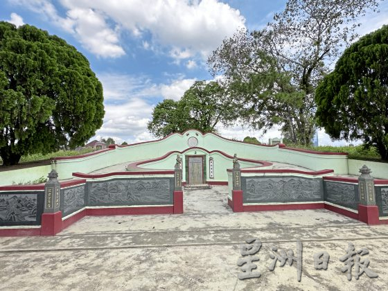 【清明墓志／03】名人墓地追思，铭记先贤开埠功劳