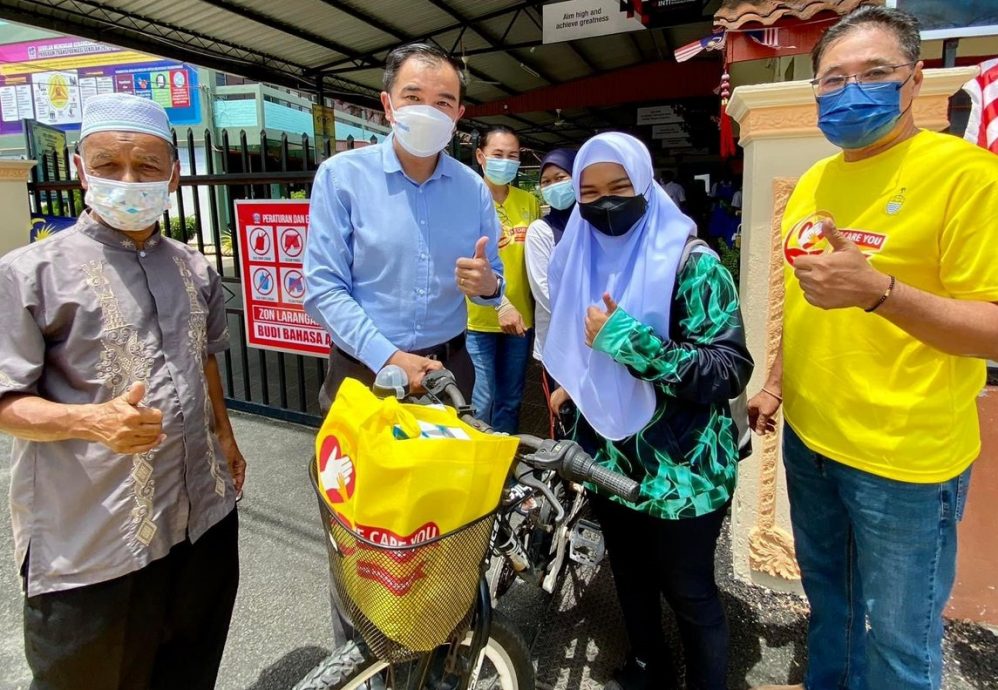 不能留（全国版）暖势力- 辍学4年返校，第一年考取全级第三名