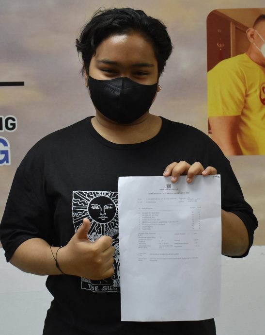 不能留（全国版）暖势力- 辍学4年返校，第一年考取全级第三名