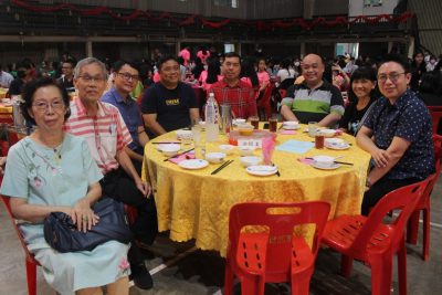 与130名新生共庆 育才独中宿舍办新春晚会