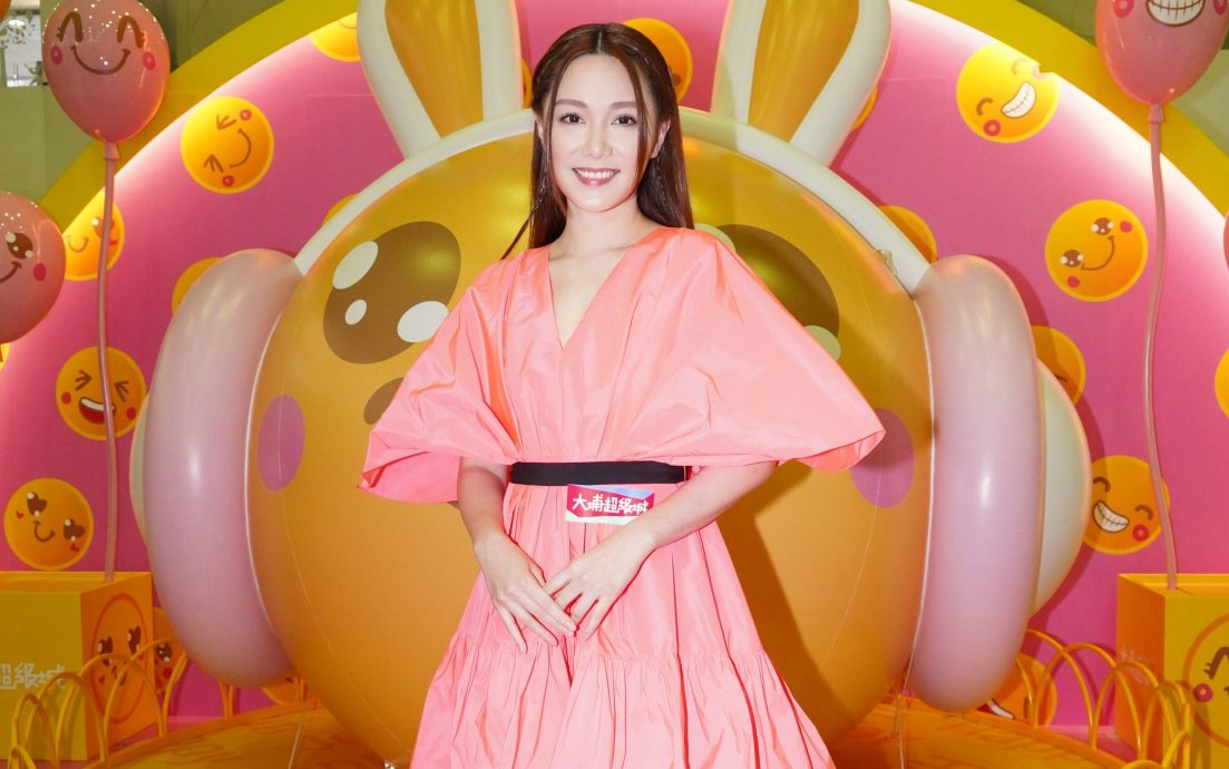 与马国明年底东南亚举行婚礼 汤洛雯否认婚后设“禁吻令 ”