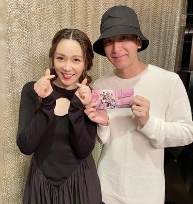 与马国明年底东南亚举行婚礼 汤洛雯否认婚后设“禁吻令 ”