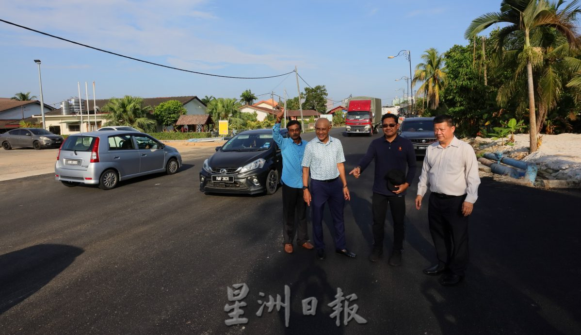 东01:沈春祥巡视直落丝丝路维修工程结束并恢复通车