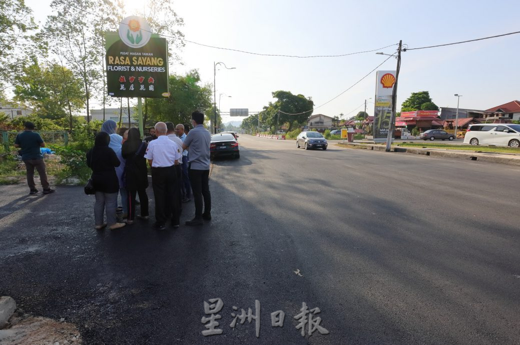东01:沈春祥巡视直落丝丝路维修工程结束并恢复通车