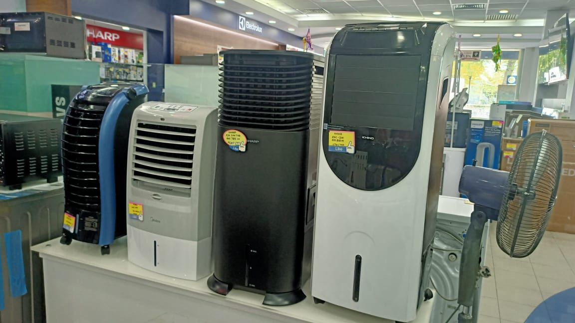 东:天气炎热加上开斋节到来,冷气冷风机成为畅销品。