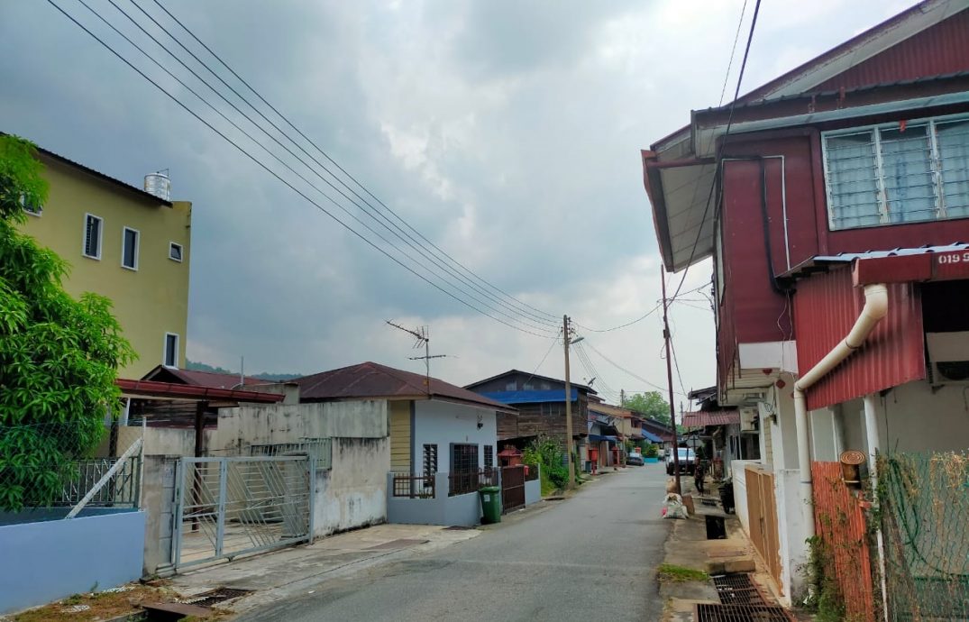 东:村长希望新村发展官跟进工程计划