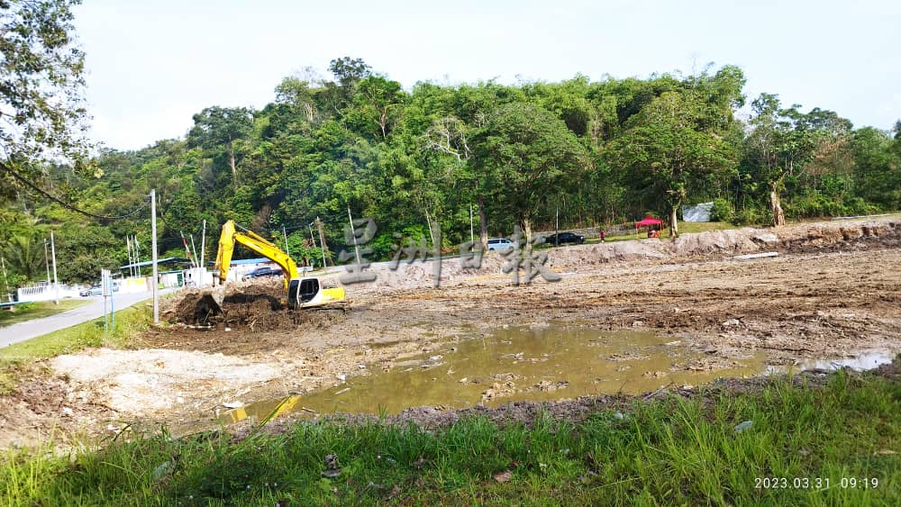 东:陆路交通局文冬分局新办事处工程进行中