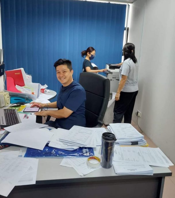 东：马华哥打峇鲁区会属下32个支会完成改选，所有支会主席不战而胜，并出席多张新面孔。