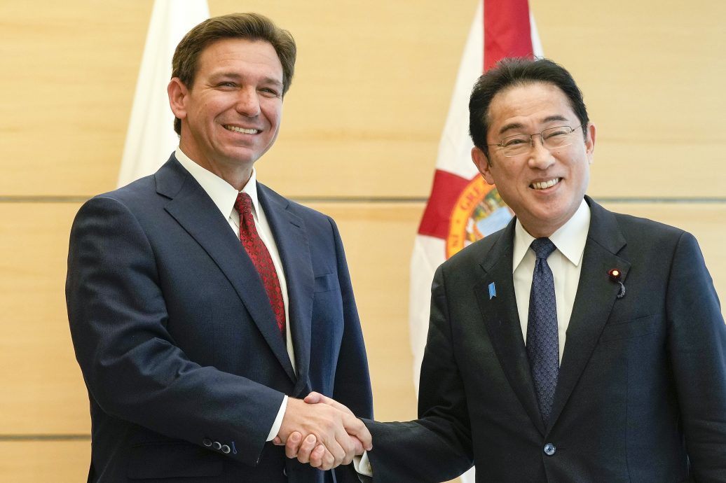 为选总统暖身 佛州长出访首站抵日与岸田相见欢