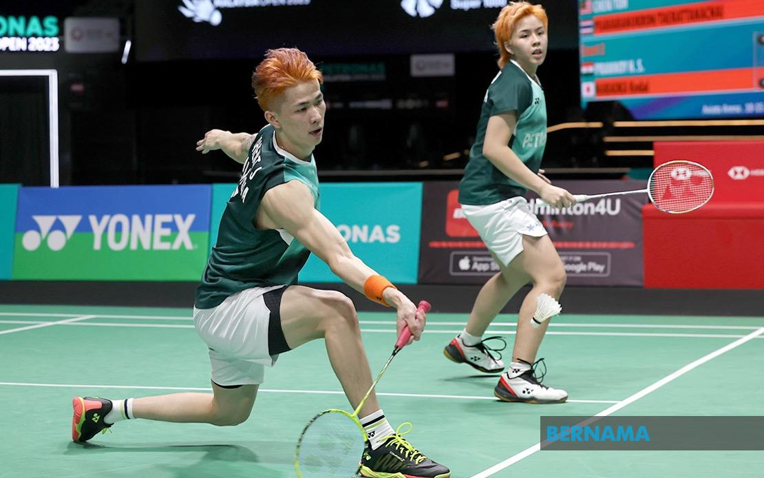 亚洲羽球锦标赛 陈堂杰杜依蔚复仇闯16强 吴埙阀赖洁敏险胜过关