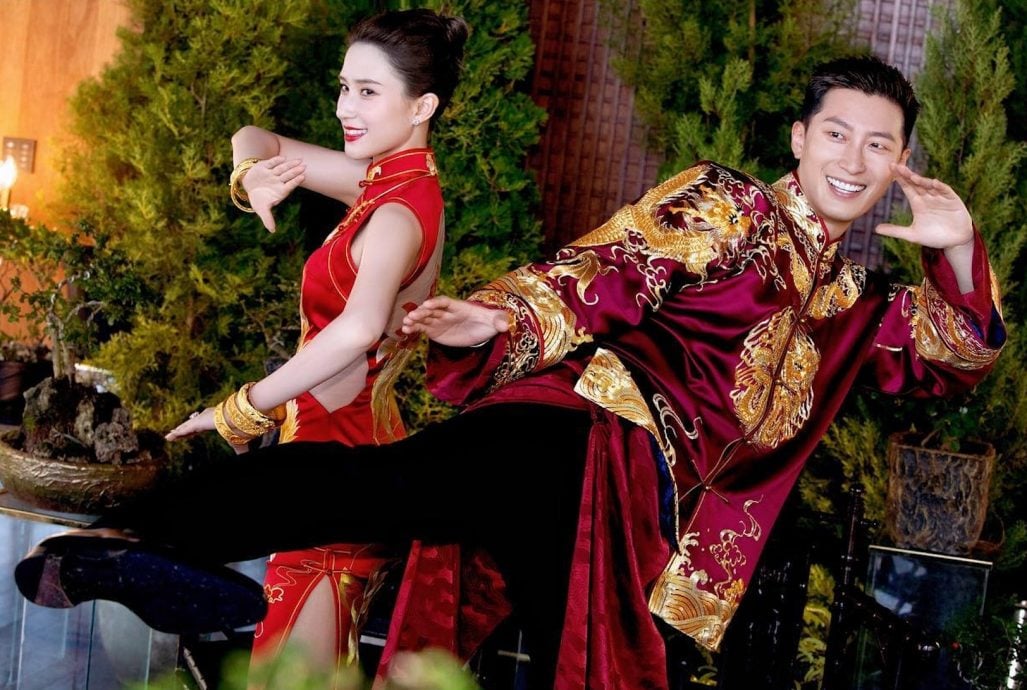 何超莲搭窦骁进军影坛 夫妻档合演《敦煌英雄》