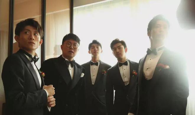 何超莲窦骁婚礼星光暗淡 伴郎团惊见陈柏霖张一山