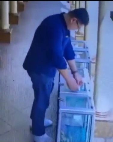 偷换捐款箱二维码  民众“捐款”给骗子