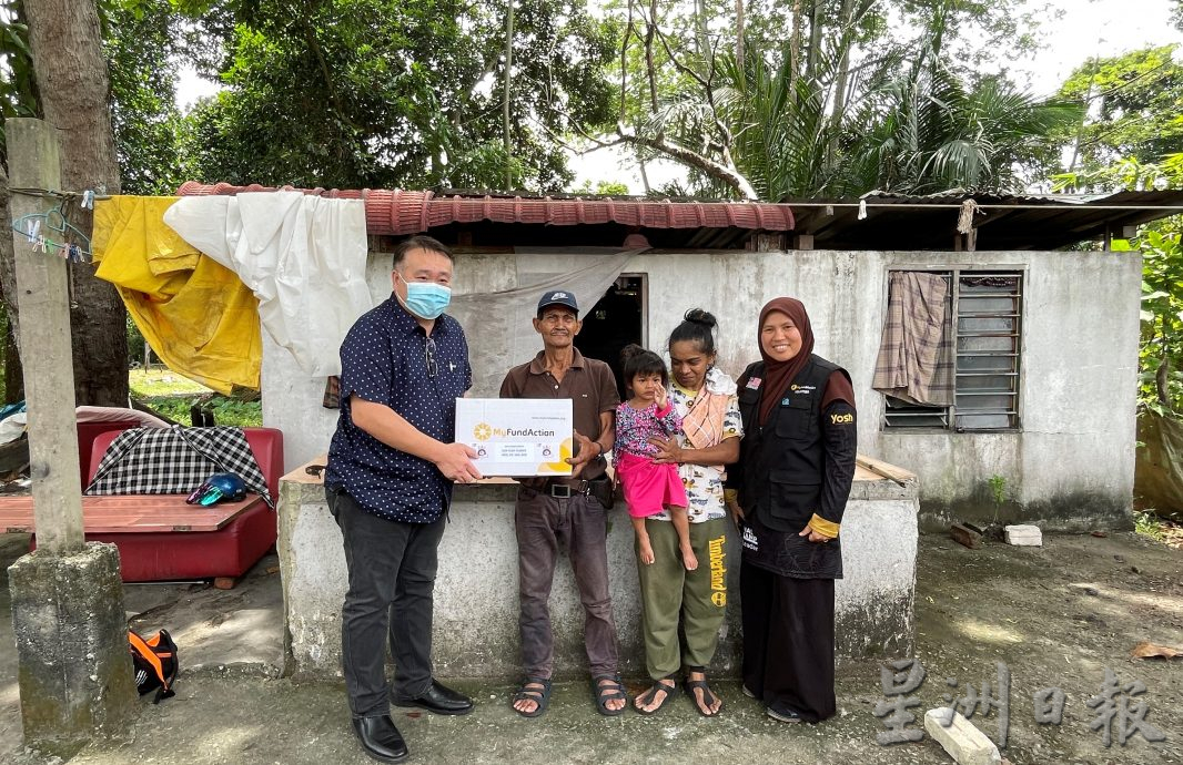 厂商带员工实习生 访贫困家庭送暖感触良多