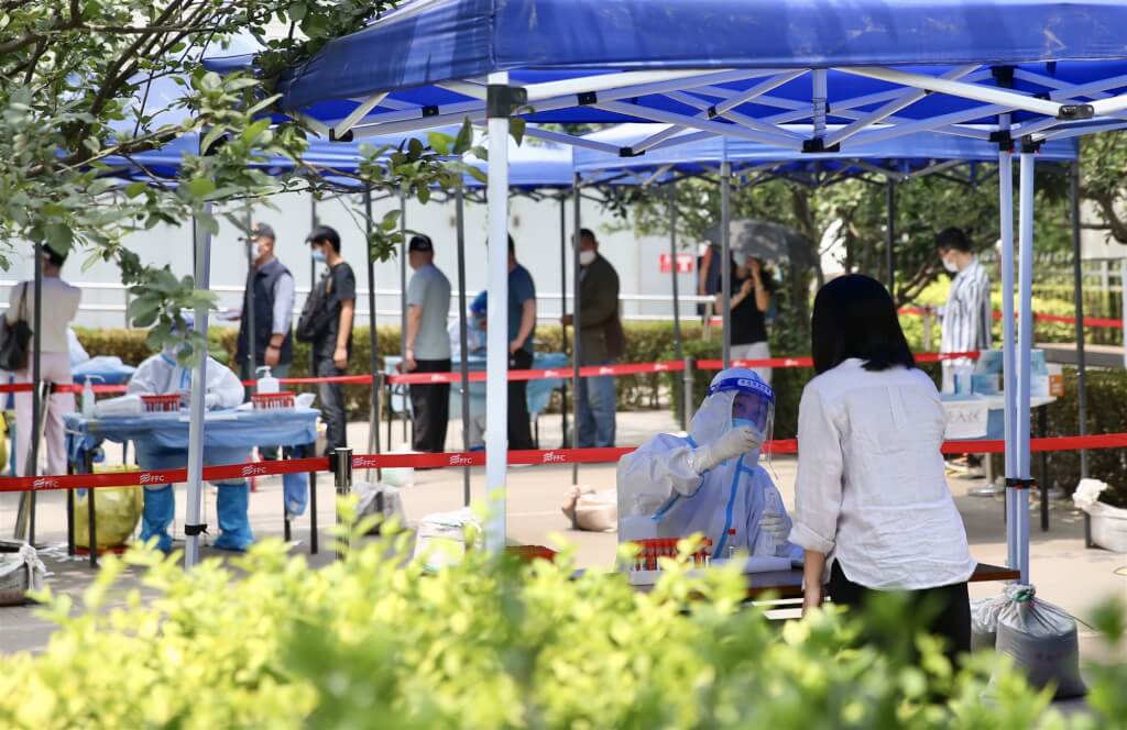 华尔街日报:中国试图重塑民众对疫情的记忆