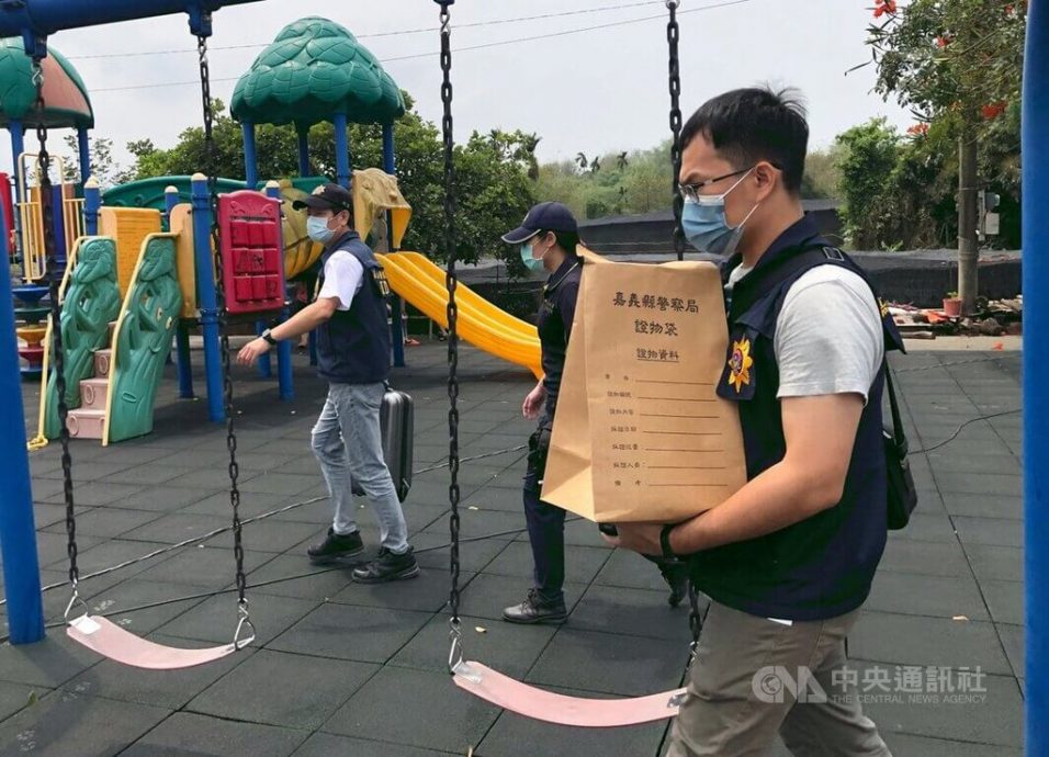 协议离婚谈不妥监护权 男子杀妻儿后自尽