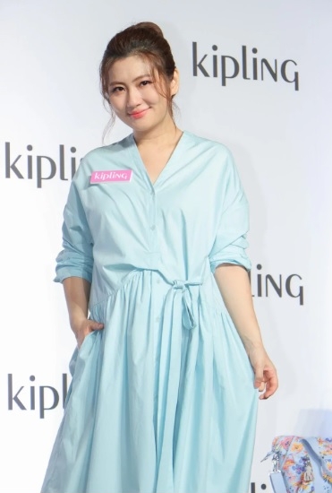 吐槽Ella大嘴巴 Selina松口婚礼进度