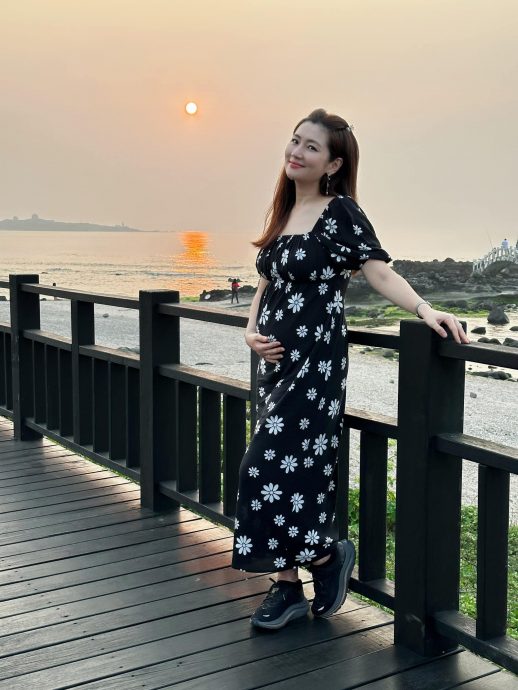 和家人出游甜晒孕肚 Selina认证都市传说