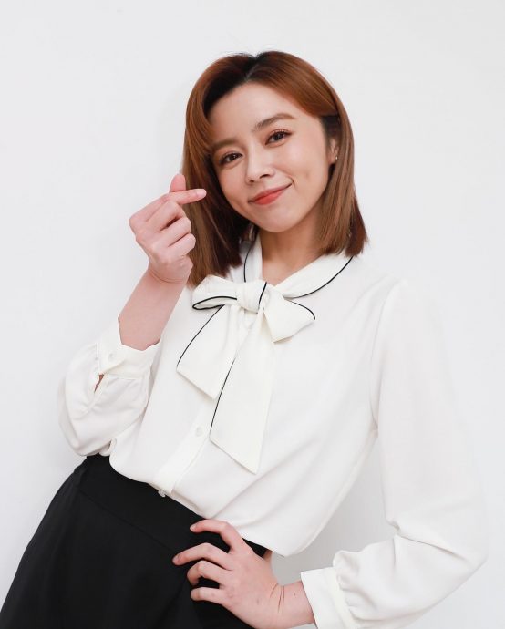 和艾成结婚1千天 王瞳晒婚纱照忆亡夫