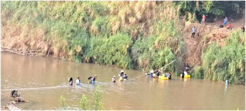 因电诈及贩卖人口而恶名昭彰的缅甸水沟谷遭缅民族武装分子攻击，电诈骗子撤离园区